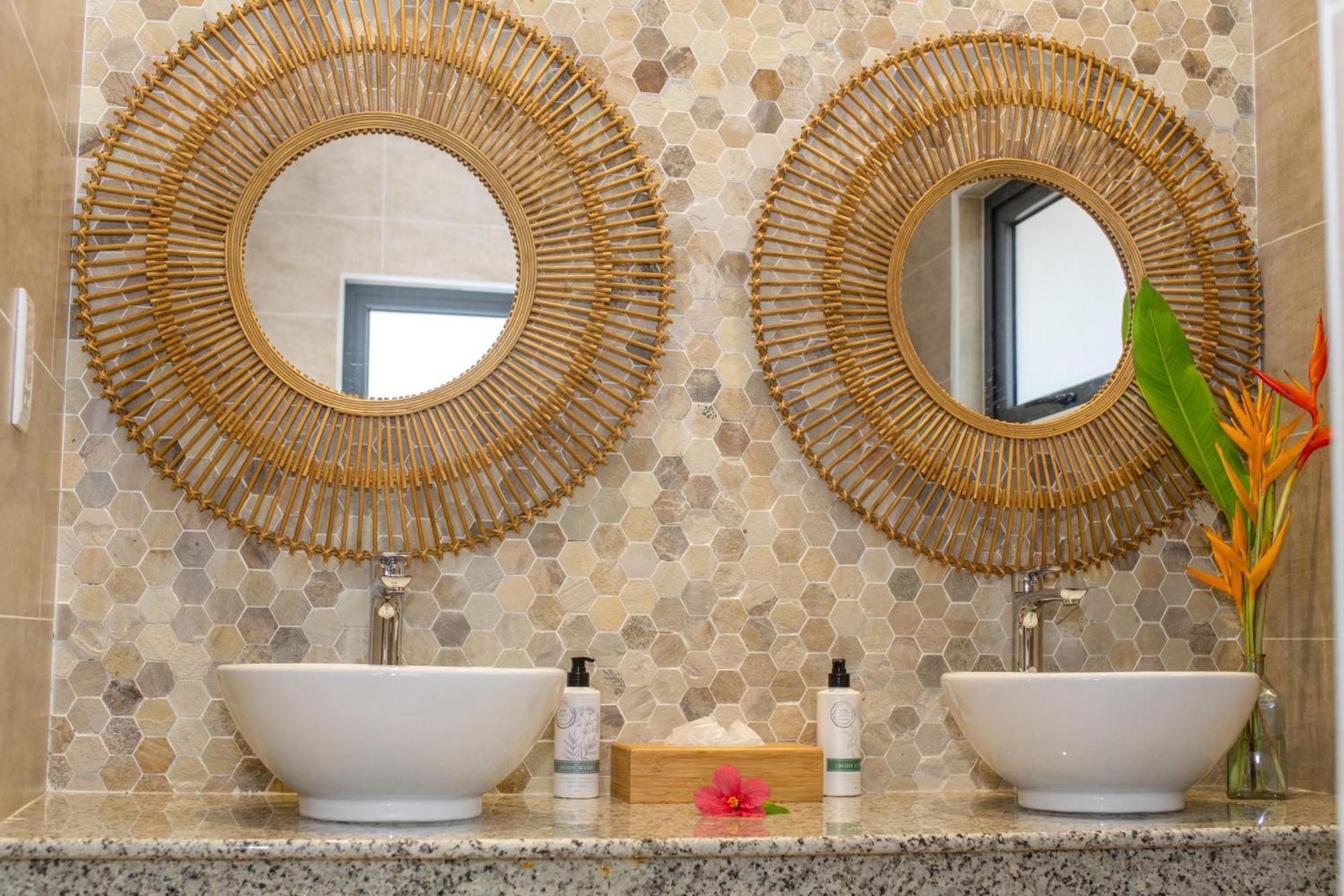 Anse Boudin Chalets Katkova Shchel' Ngoại thất bức ảnh