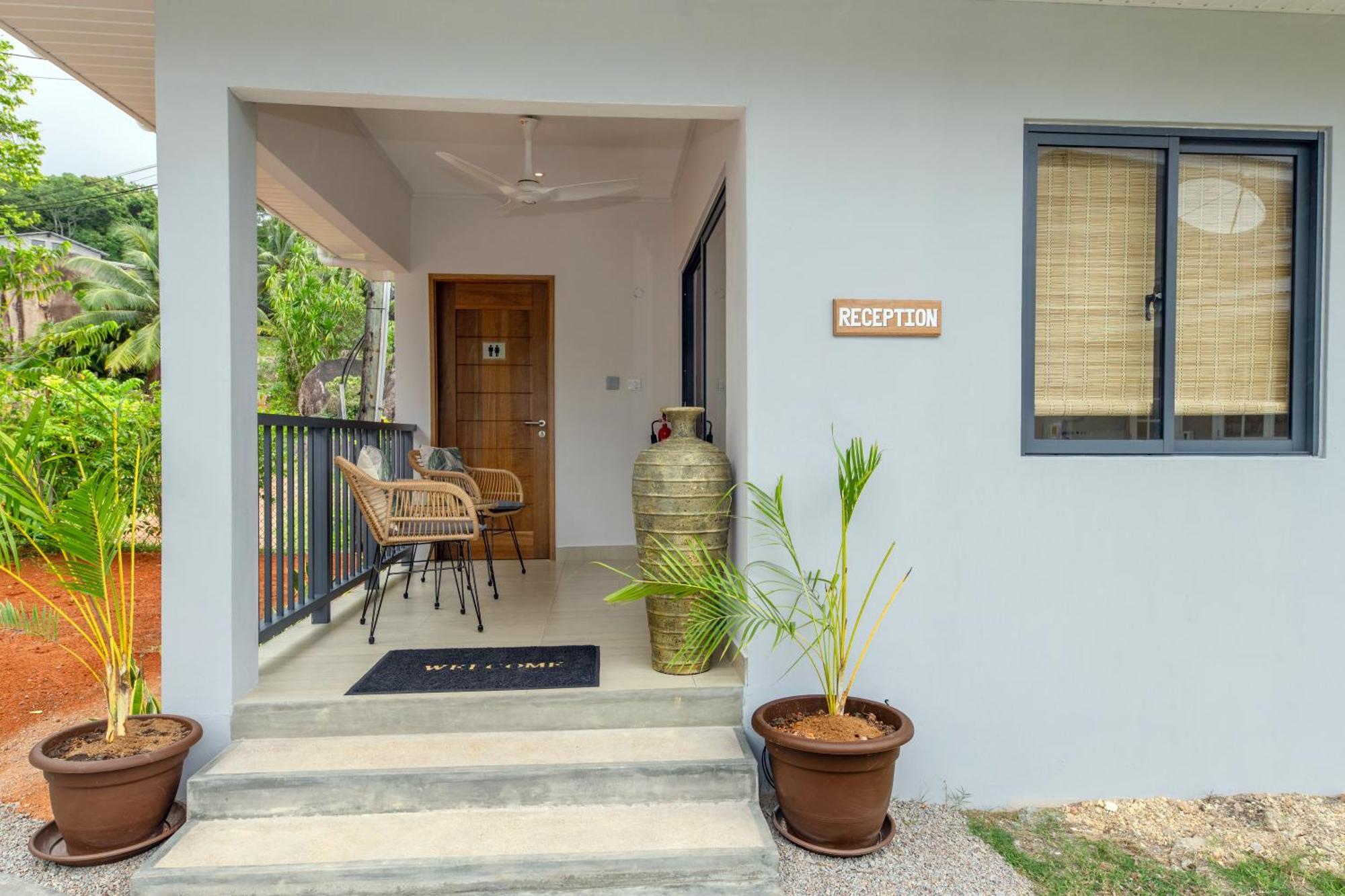 Anse Boudin Chalets Katkova Shchel' Ngoại thất bức ảnh